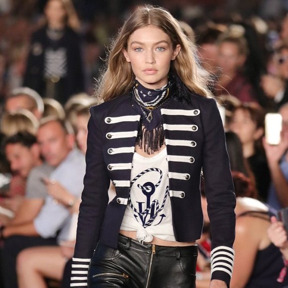 Gigi Hadid x Tommy Hilfiger Rare Navy & White Embroidered Military Jacket - Picture 5 of 10